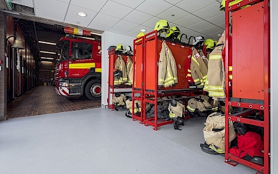 Turvalattia - Altro Contrax